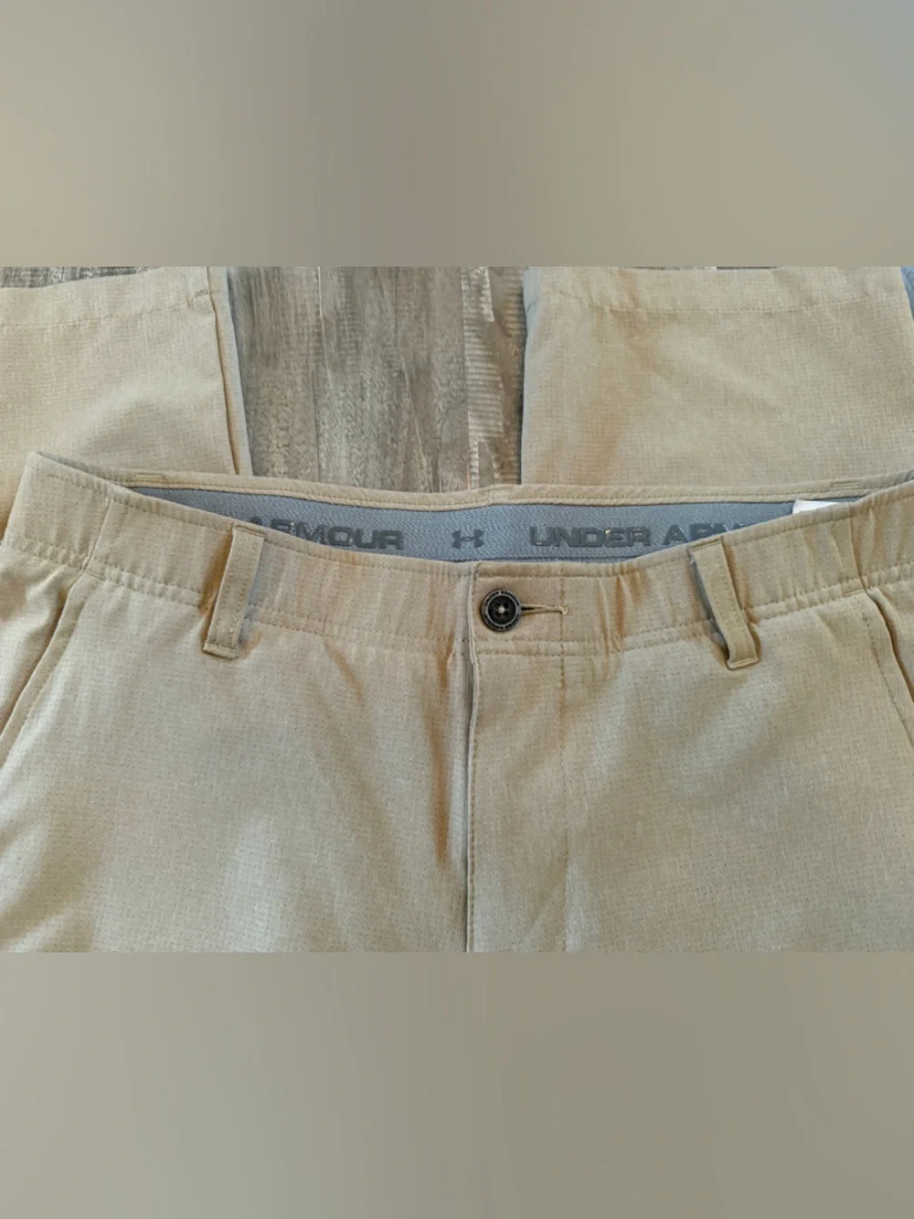 Under Armour Men's Tan Chino Pants